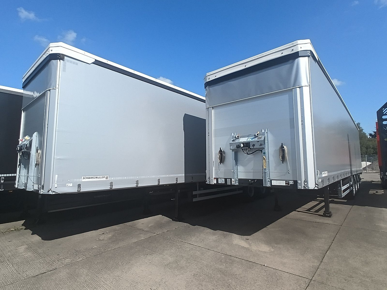 Schwarzmüller ASSE STERZANTE, TETTUCIO APRIBILE HUBDACH LENKAC - Semirimorchio centinato: foto 1 Schwarzmüller ASSE STERZANTE, TETTUCIO APRIBILE HUBDACH LENKAC - Semirimorchio centinato: foto 1