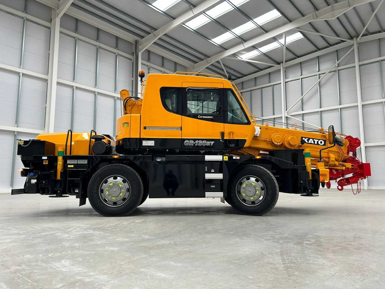 KATO CR-130Rv - 13 Ton City Crane with Joystick Control - Autogru: foto 2 KATO CR-130Rv - 13 Ton City Crane with Joystick Control - Autogru: foto 2