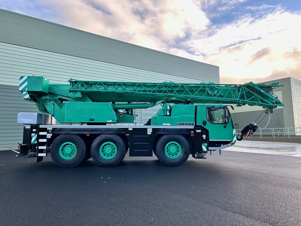 LIEBHERR LTM1050-3.1 with low hours and low kms - Gru multistrada: foto 3 LIEBHERR LTM1050-3.1 with low hours and low kms - Gru multistrada: foto 3
