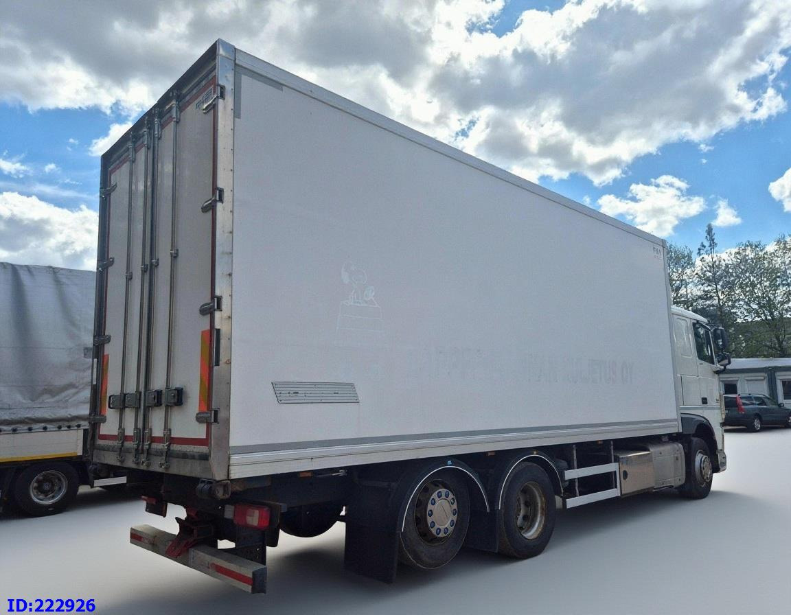 DAF XF 106 440 FAR 6x2 Euro6 - Autocarro cella isotermica: foto 5 DAF XF 106 440 FAR 6x2 Euro6 - Autocarro cella isotermica: foto 5