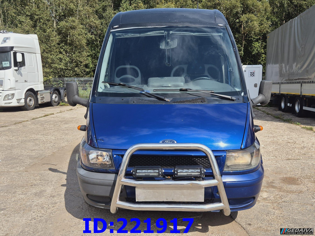 FORD Sunset VIP 17-seats - Pullman: foto 5 FORD Sunset VIP 17-seats - Pullman: foto 5