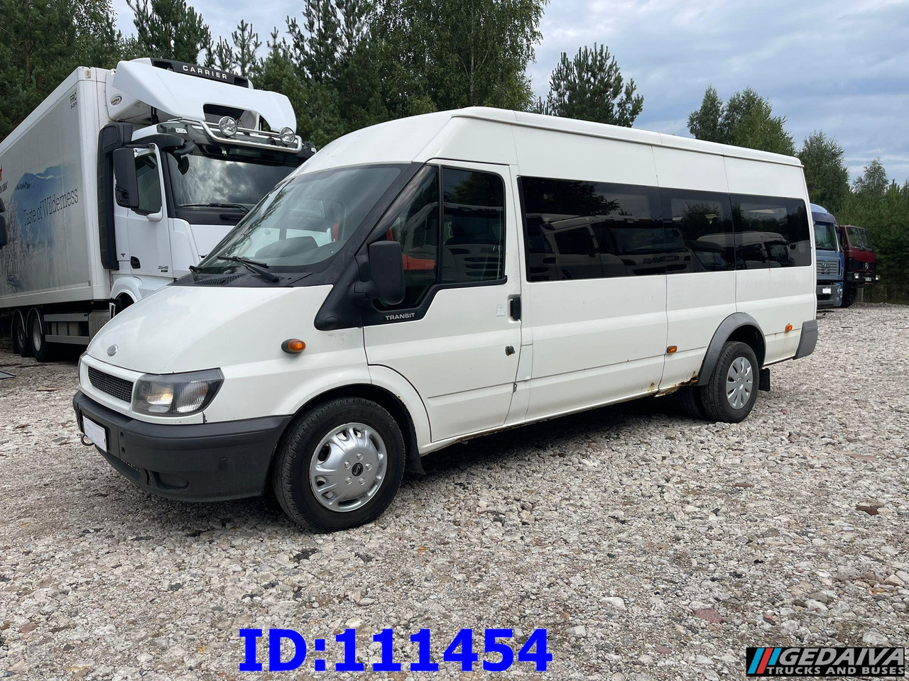 FORD Transit Manual 17-seater - Pullman: foto 1 FORD Transit Manual 17-seater - Pullman: foto 1