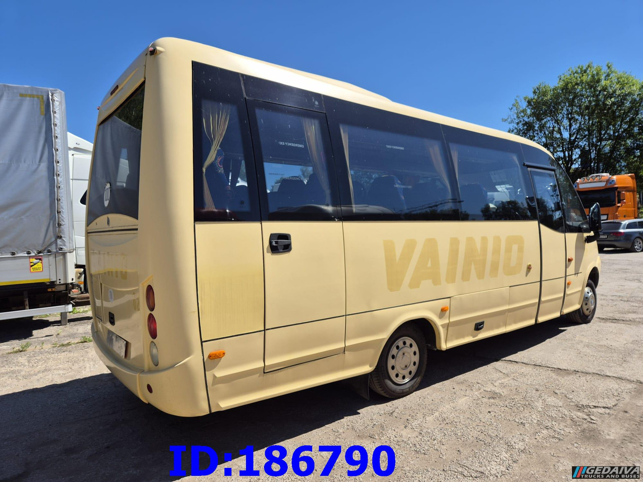 IVECO Wing Daily Tourys 25-seater - Pullman: foto 5 IVECO Wing Daily Tourys 25-seater - Pullman: foto 5