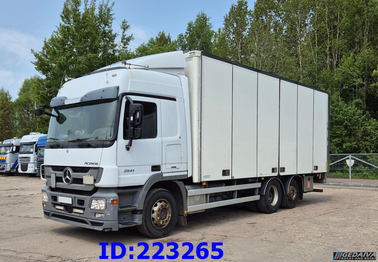 MERCEDES-BENZ Actros 2541 6x2 Retarder Open side box - Autocarro cella isotermica: foto 1 MERCEDES-BENZ Actros 2541 6x2 Retarder Open side box - Autocarro cella isotermica: foto 1