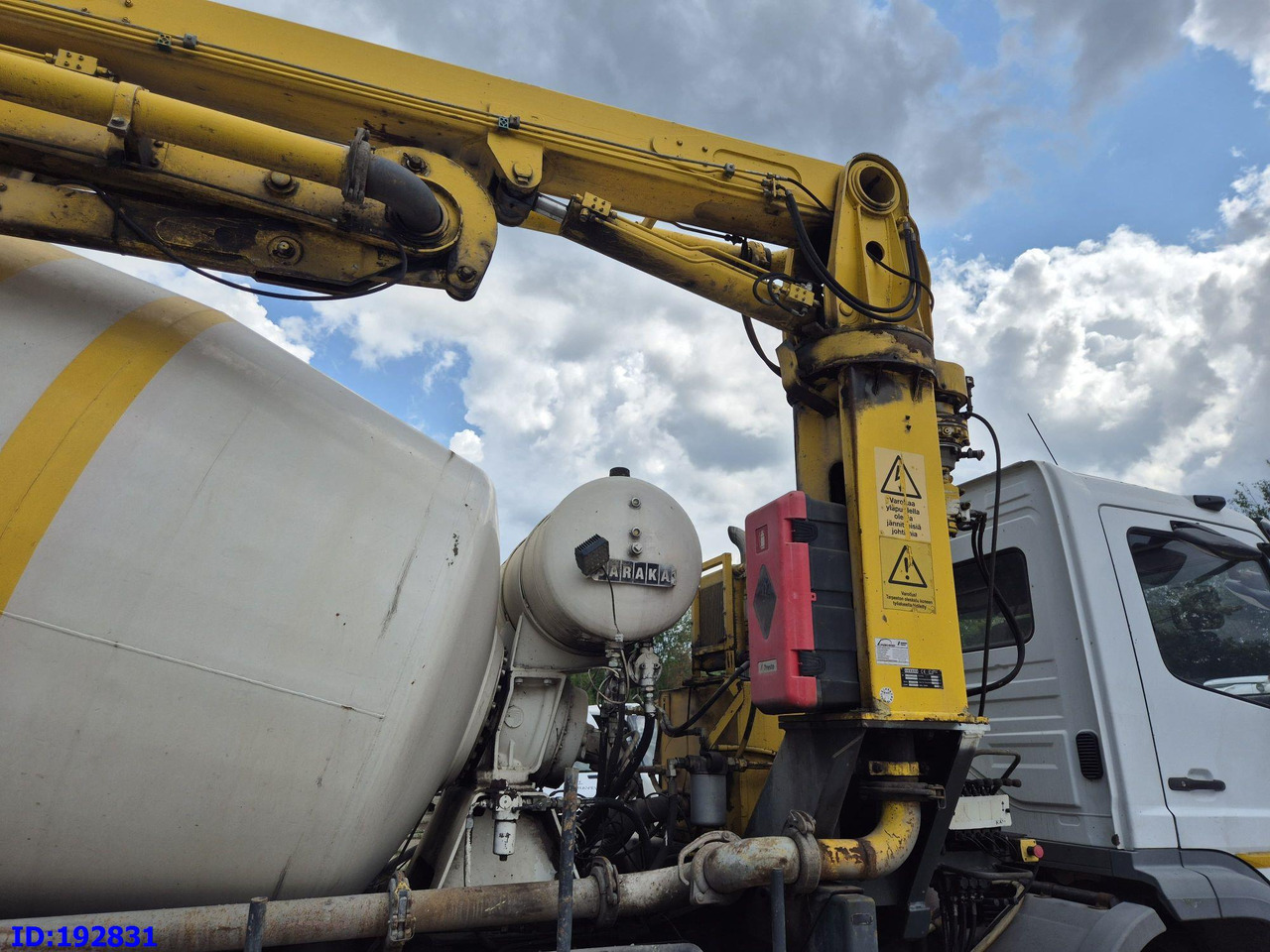 MERCEDES-BENZ Atego 2628 6x4 Schwing 17m 9m3 - Pompa autocarrata: foto 5 MERCEDES-BENZ Atego 2628 6x4 Schwing 17m 9m3 - Pompa autocarrata: foto 5