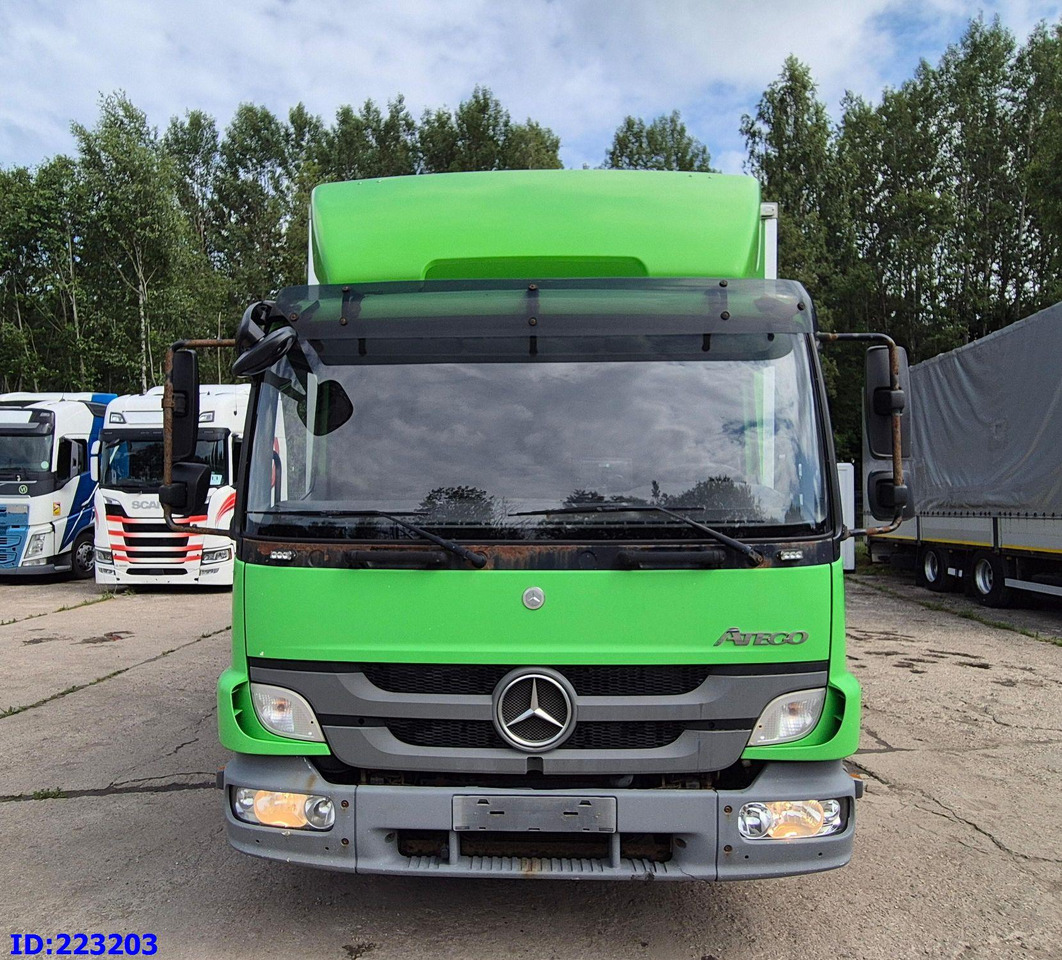 MERCEDES-BENZ Atego 818 4x2 Euro5 Manual - Autocarro furgonato: foto 2 MERCEDES-BENZ Atego 818 4x2 Euro5 Manual - Autocarro furgonato: foto 2
