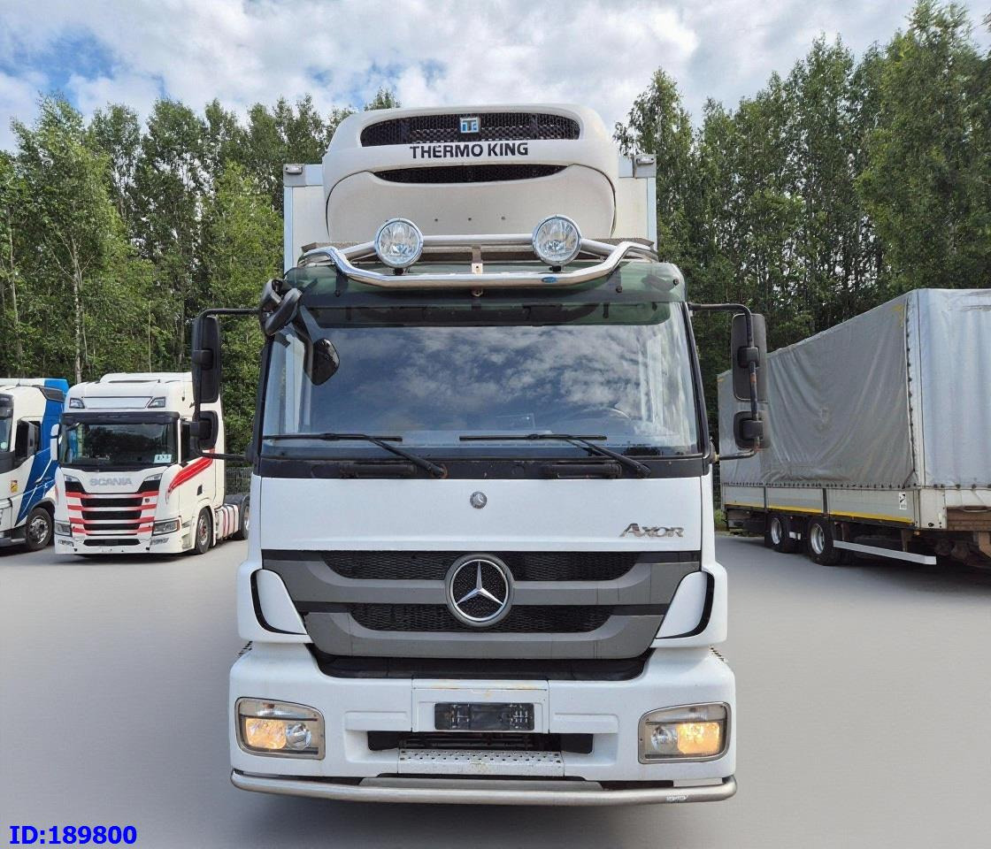 MERCEDES-BENZ Axor 1829 Euro5 Manual + Tail lift - Autocarro frigorifero: foto 2 MERCEDES-BENZ Axor 1829 Euro5 Manual + Tail lift - Autocarro frigorifero: foto 2