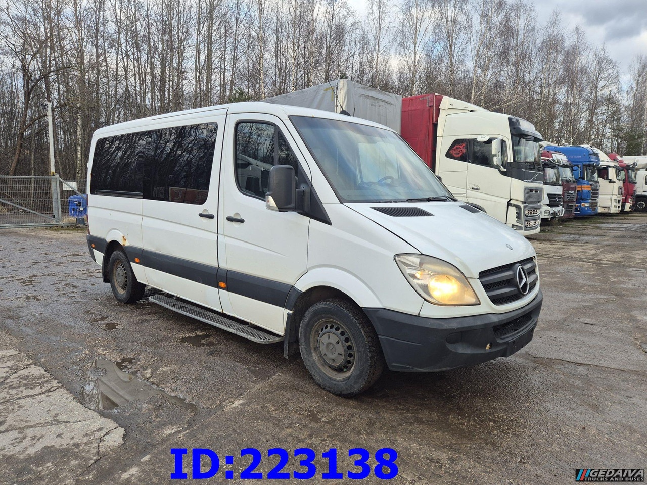 MERCEDES-BENZ Sprinter 213 - Euro5 - Pullman: foto 1 MERCEDES-BENZ Sprinter 213 - Euro5 - Pullman: foto 1