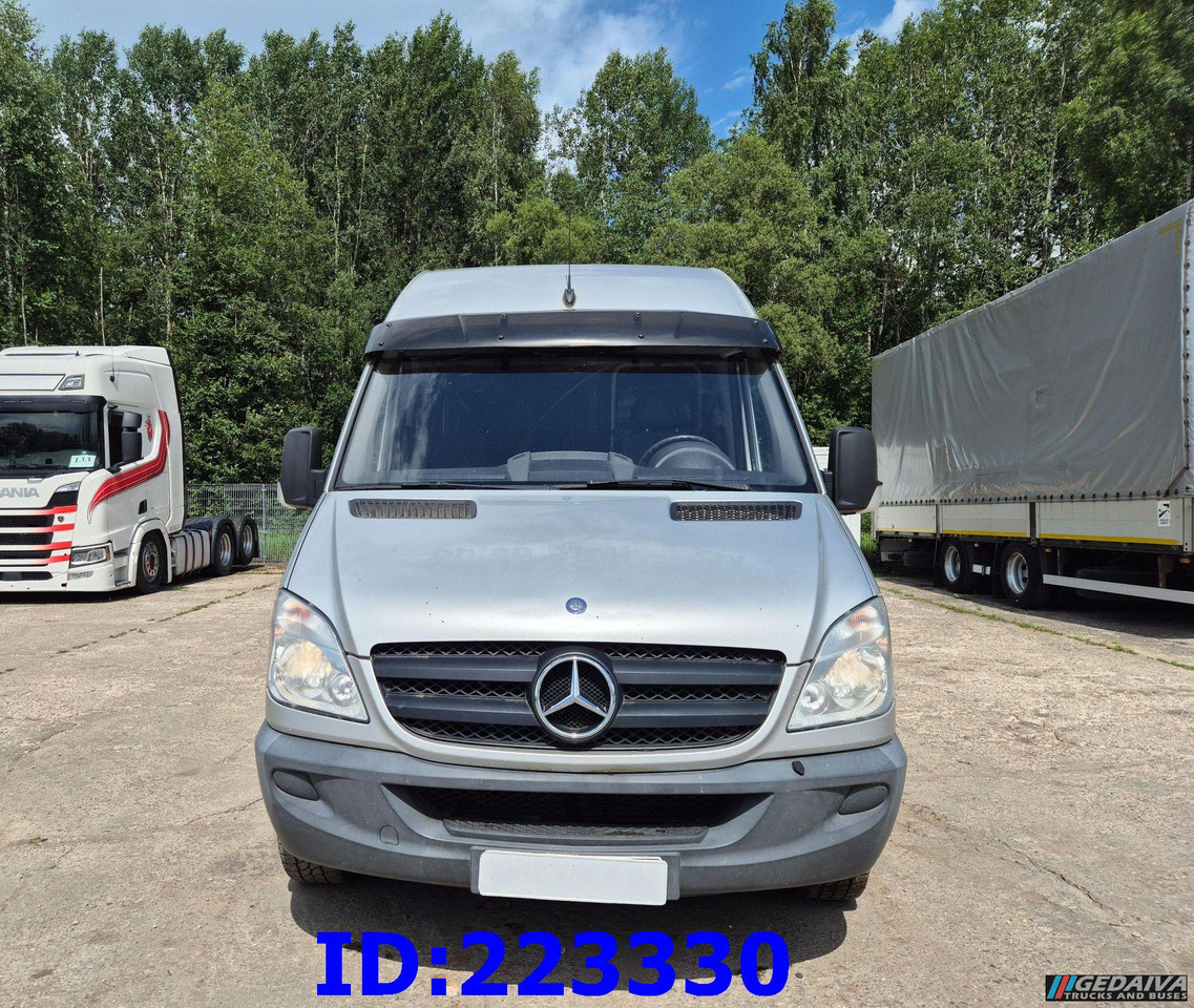 MERCEDES-BENZ Sprinter 313 VIP 14Place Euro5 - Pullman: foto 2 MERCEDES-BENZ Sprinter 313 VIP 14Place Euro5 - Pullman: foto 2
