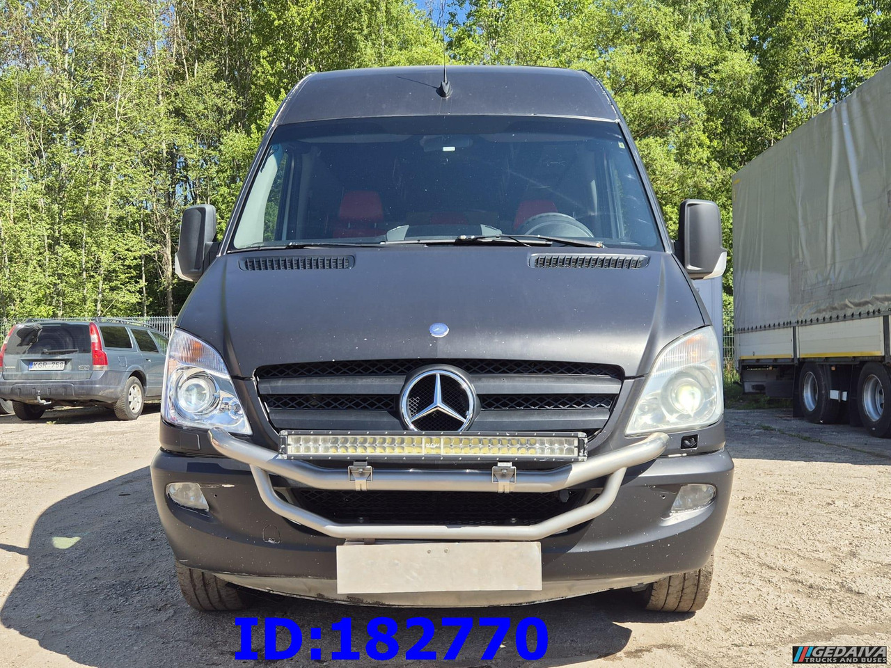 MERCEDES-BENZ Sprinter 319 VIP Euro5 - Pullman: foto 2 MERCEDES-BENZ Sprinter 319 VIP Euro5 - Pullman: foto 2