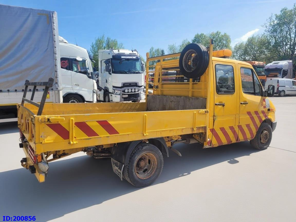 MERCEDES-BENZ Sprinter 408D - 5 Seater - Autocarro con pianale/ Cassone fisso: foto 5 MERCEDES-BENZ Sprinter 408D - 5 Seater - Autocarro con pianale/ Cassone fisso: foto 5