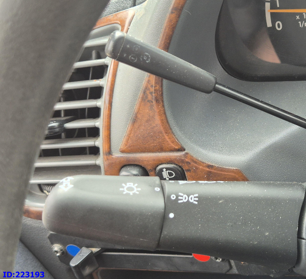 Minibus, Pulmino MERCEDES-BENZ Sprinter 416 VIP AC 17-seater: foto 11 Minibus, Pulmino MERCEDES-BENZ Sprinter 416 VIP AC 17-seater: foto 11