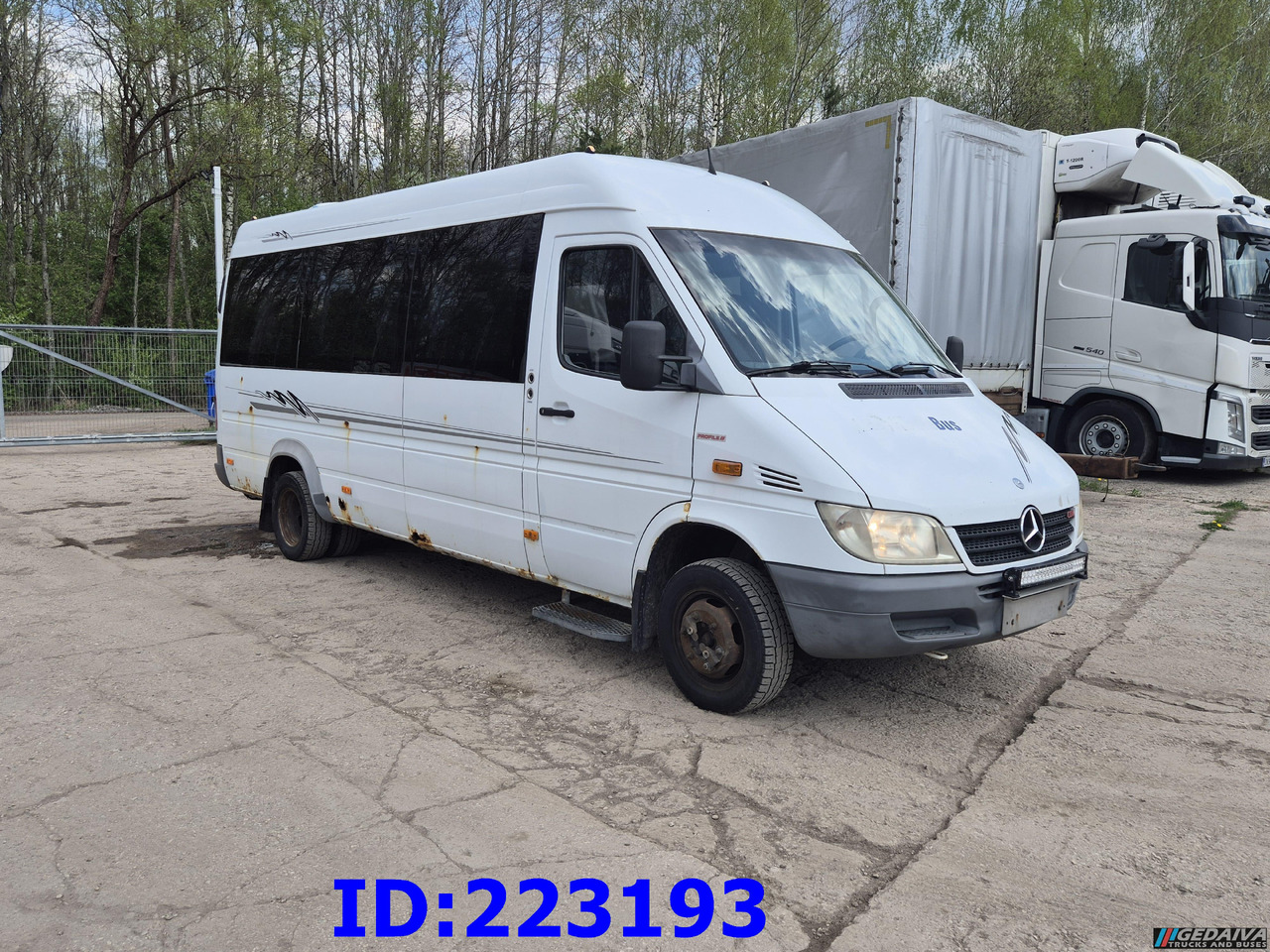 MERCEDES-BENZ Sprinter 416 VIP AC 17-seater - Pullman: foto 4 MERCEDES-BENZ Sprinter 416 VIP AC 17-seater - Pullman: foto 4