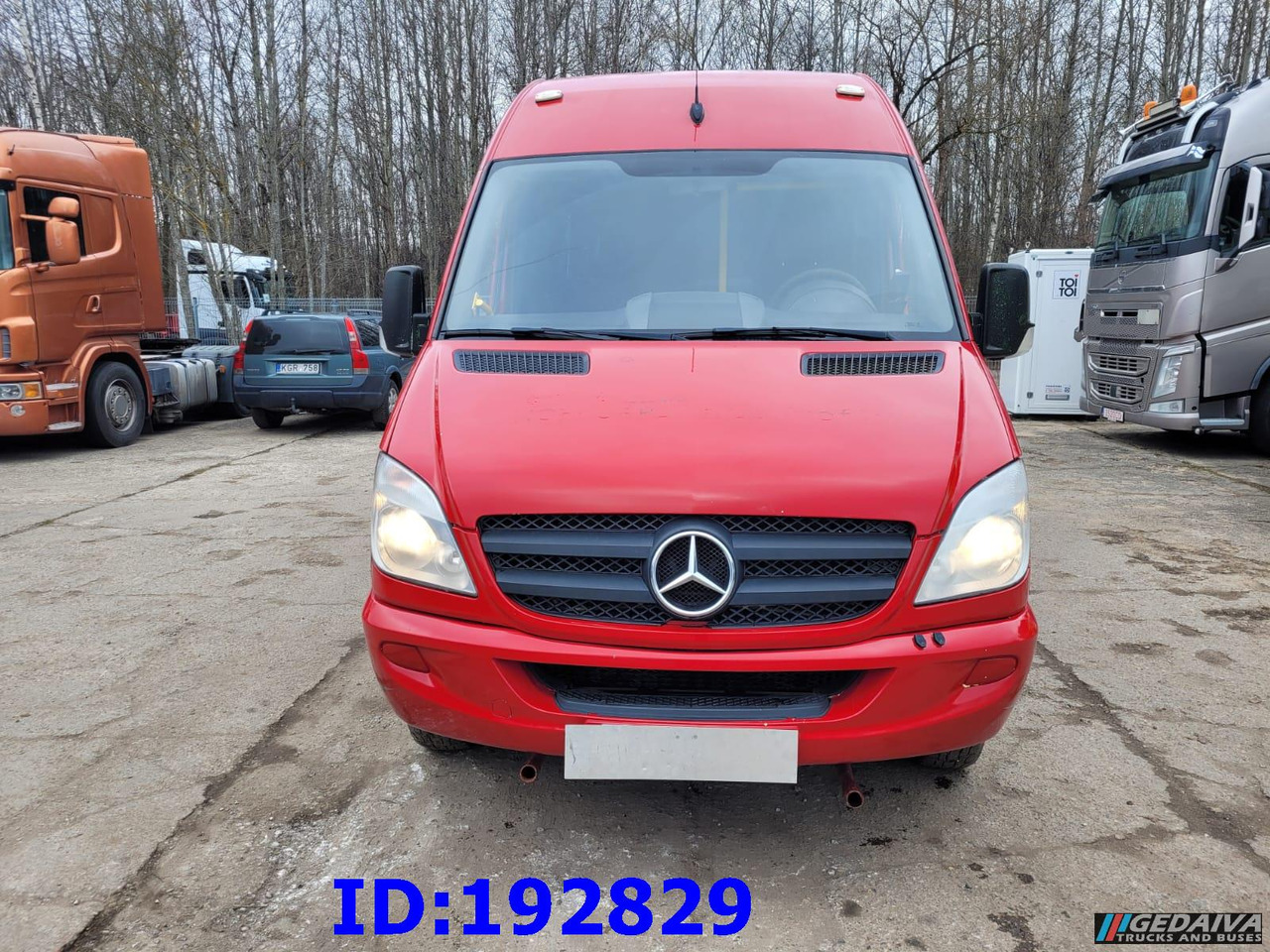 MERCEDES-BENZ Sprinter 515 VIP 17place - Pullman: foto 2 MERCEDES-BENZ Sprinter 515 VIP 17place - Pullman: foto 2