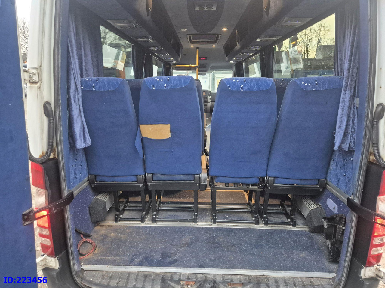 Pullman MERCEDES-BENZ Sprinter 515 - VIP -20 places: foto 7