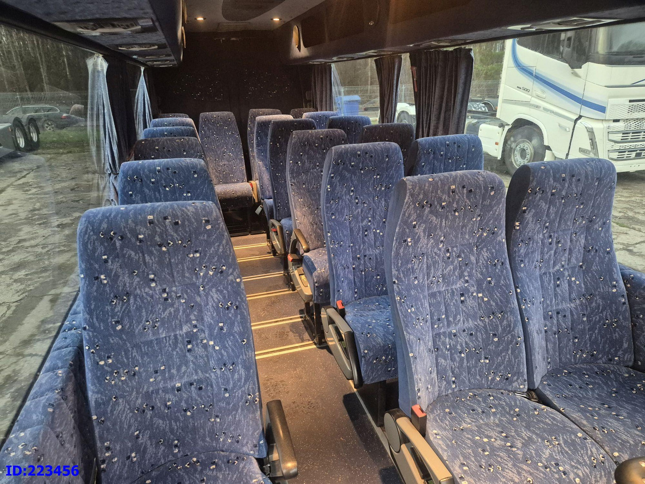 Pullman MERCEDES-BENZ Sprinter 515 - VIP -20 places: foto 18