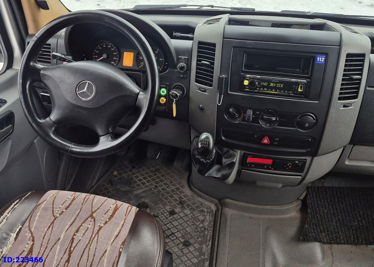 Pullman MERCEDES-BENZ Sprinter 515 VIP 24 places XXL: foto 18