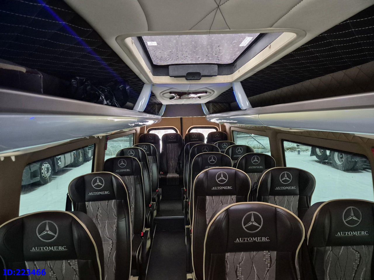 Pullman MERCEDES-BENZ Sprinter 515 VIP 24 places XXL: foto 20