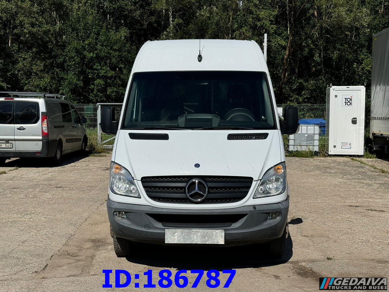 MERCEDES-BENZ Sprinter 516 - 17-seater - Euro5 - Pullman: foto 2 MERCEDES-BENZ Sprinter 516 - 17-seater - Euro5 - Pullman: foto 2