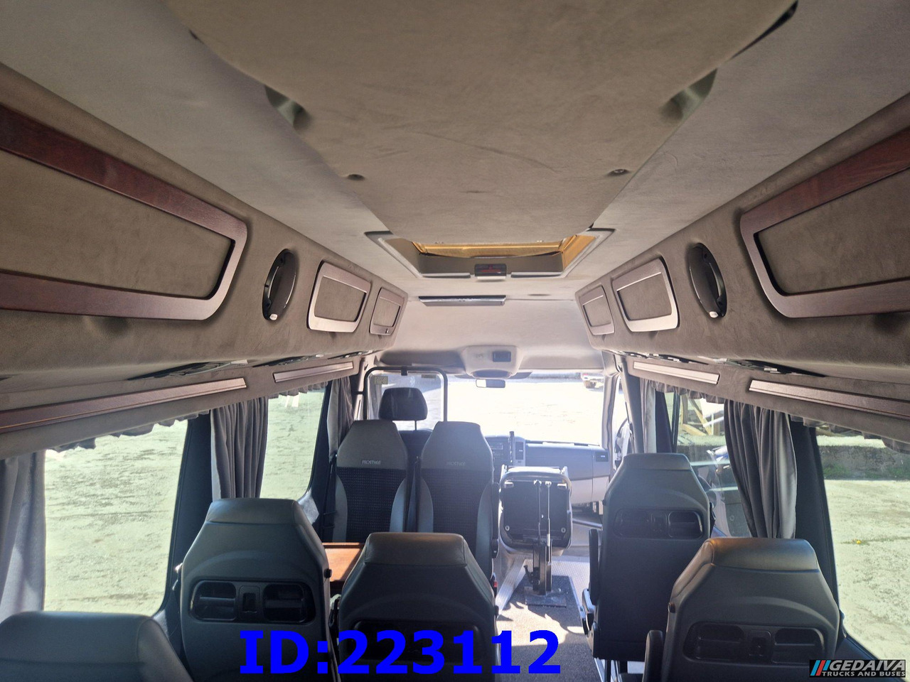 Pullman MERCEDES-BENZ Sprinter 516 - Prostyle VIP - 18-Place: foto 21