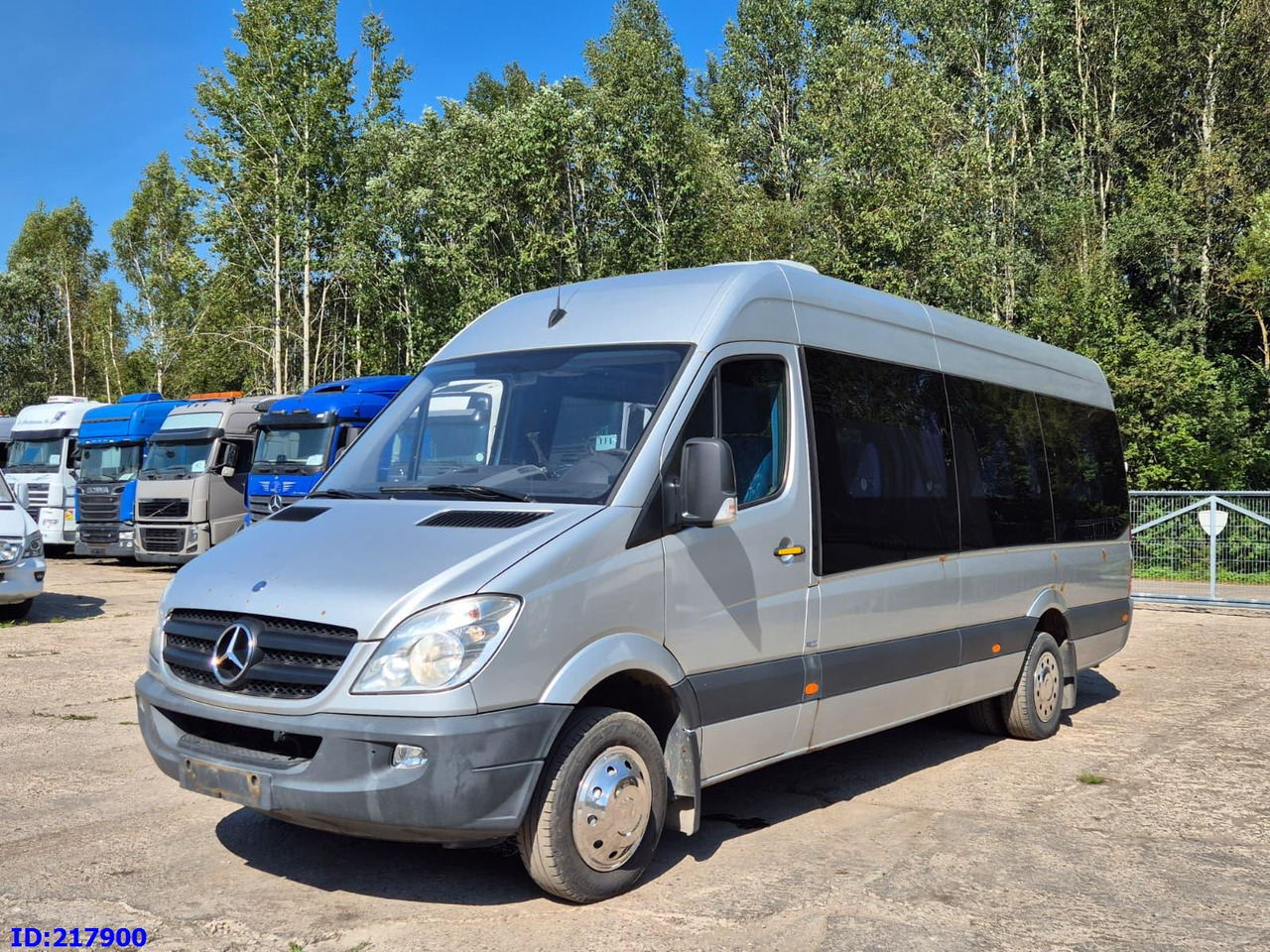 MERCEDES-BENZ Sprinter 516 - VIP - 17 places - Pullman: foto 1 MERCEDES-BENZ Sprinter 516 - VIP - 17 places - Pullman: foto 1