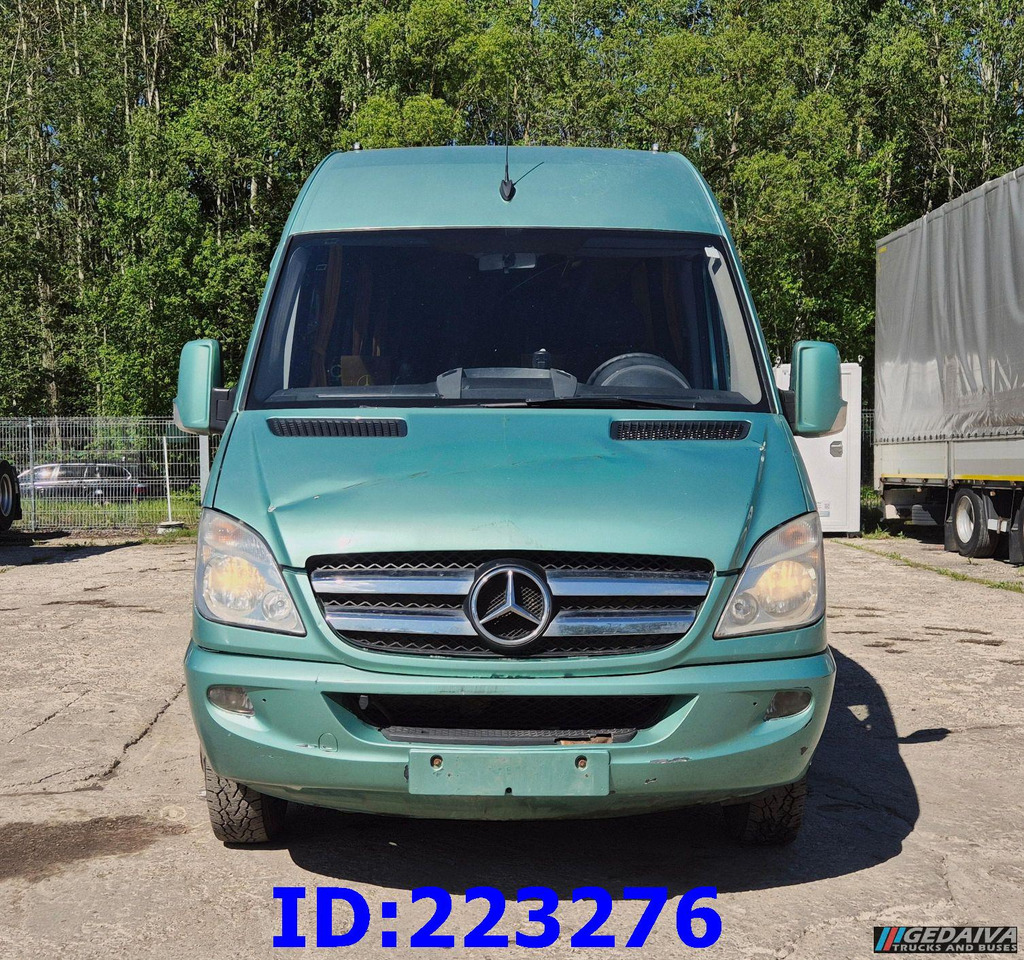 MERCEDES-BENZ Sprinter 516 - VIP - 23 Places - Pullman: foto 2 MERCEDES-BENZ Sprinter 516 - VIP - 23 Places - Pullman: foto 2