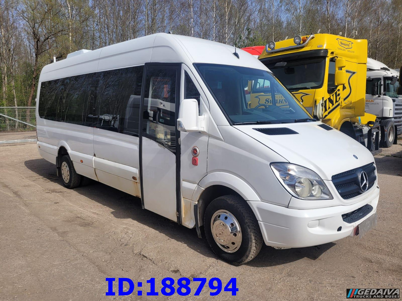 MERCEDES-BENZ Sprinter 518 - Kasten VIP - 20 Seater - Pullman: foto 4 MERCEDES-BENZ Sprinter 518 - Kasten VIP - 20 Seater - Pullman: foto 4