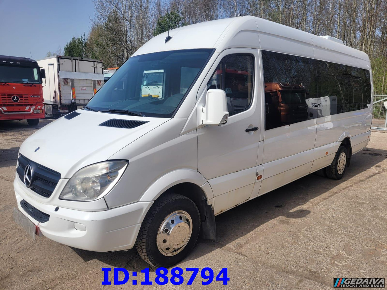 MERCEDES-BENZ Sprinter 518 - Kasten VIP - 20 Seater - Pullman: foto 1 MERCEDES-BENZ Sprinter 518 - Kasten VIP - 20 Seater - Pullman: foto 1