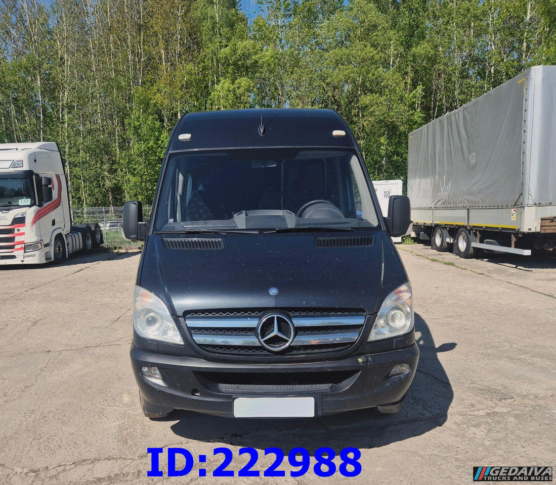MERCEDES-BENZ Sprinter 519 VIP - 17 Seater - Pullman: foto 2 MERCEDES-BENZ Sprinter 519 VIP - 17 Seater - Pullman: foto 2