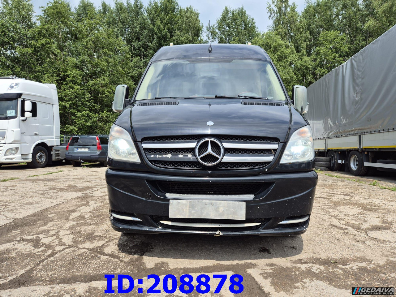 MERCEDES-BENZ Sprinter 519 -VIP- 17 places - Pullman: foto 2 MERCEDES-BENZ Sprinter 519 -VIP- 17 places - Pullman: foto 2