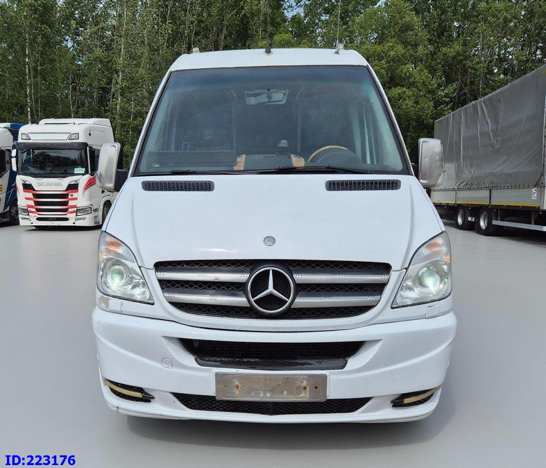 MERCEDES-BENZ Sprinter 519 VIP Luxury - Minibus, Pulmino: foto 2 MERCEDES-BENZ Sprinter 519 VIP Luxury - Minibus, Pulmino: foto 2