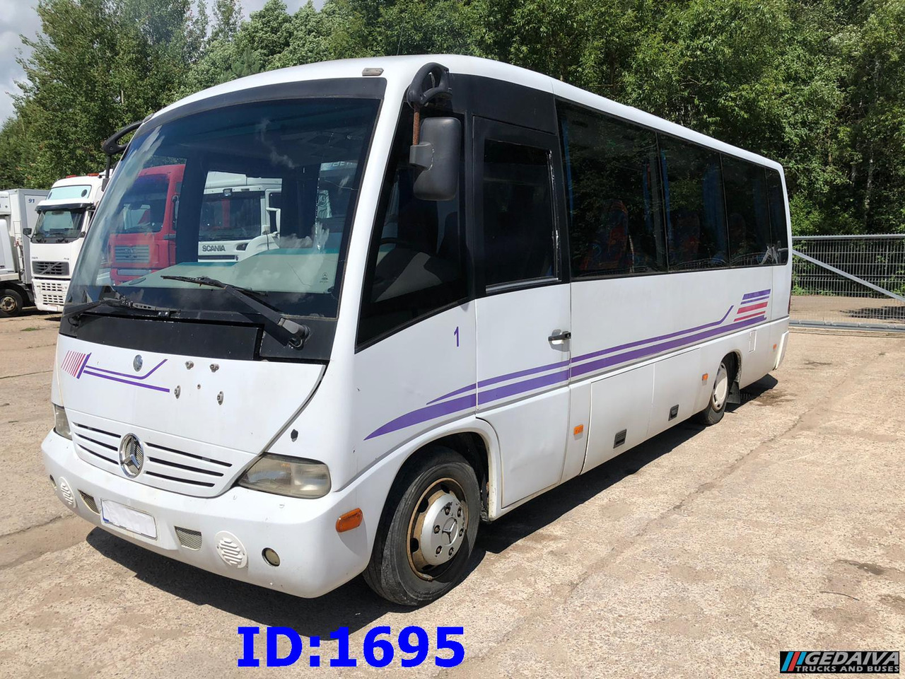 MERCEDES-BENZ Vario Medio 815 30-Seater - Pullman: foto 4 MERCEDES-BENZ Vario Medio 815 30-Seater - Pullman: foto 4