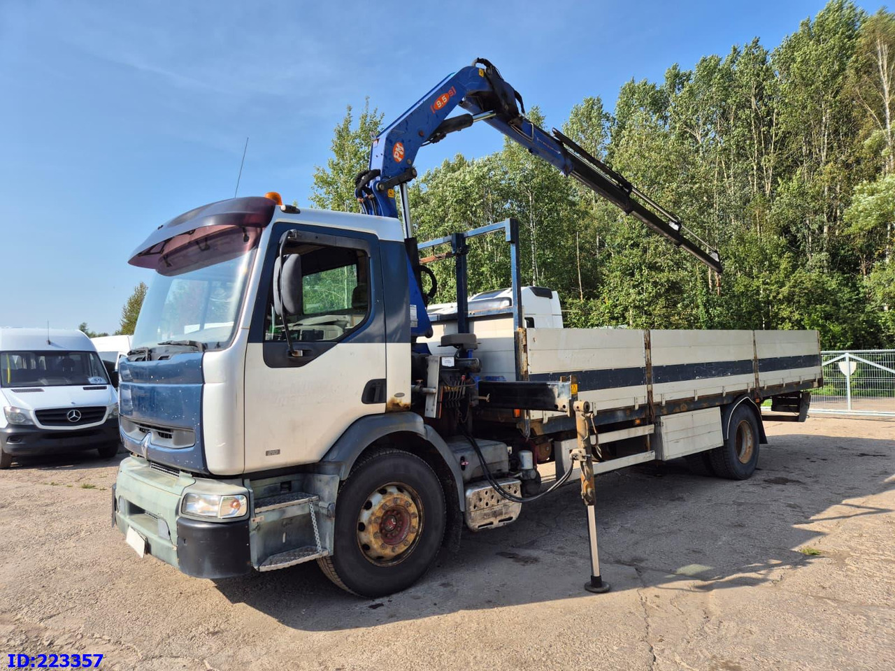 RENAULT Premium 210 4x2 Crane PM - Camion trasporto legname: foto 1 RENAULT Premium 210 4x2 Crane PM - Camion trasporto legname: foto 1