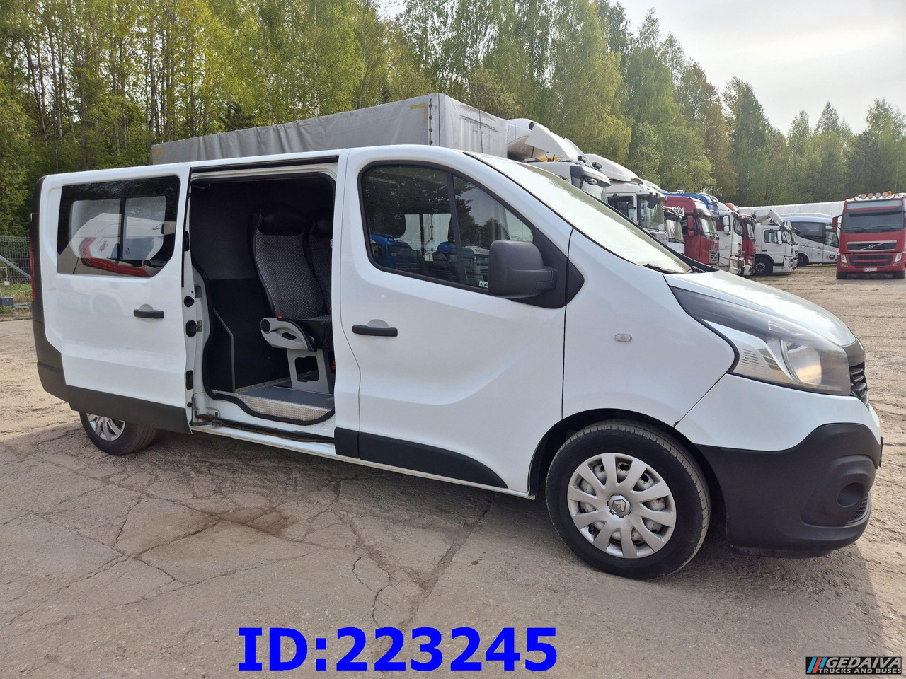 RENAULT Trafic Euro6 - Furgone doppia cabina: foto 5 RENAULT Trafic Euro6 - Furgone doppia cabina: foto 5
