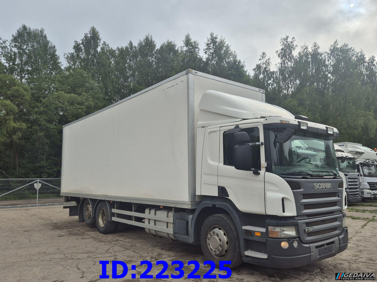 SCANIA P380 6x2 Open side box - Autocarro furgonato: foto 4 SCANIA P380 6x2 Open side box - Autocarro furgonato: foto 4