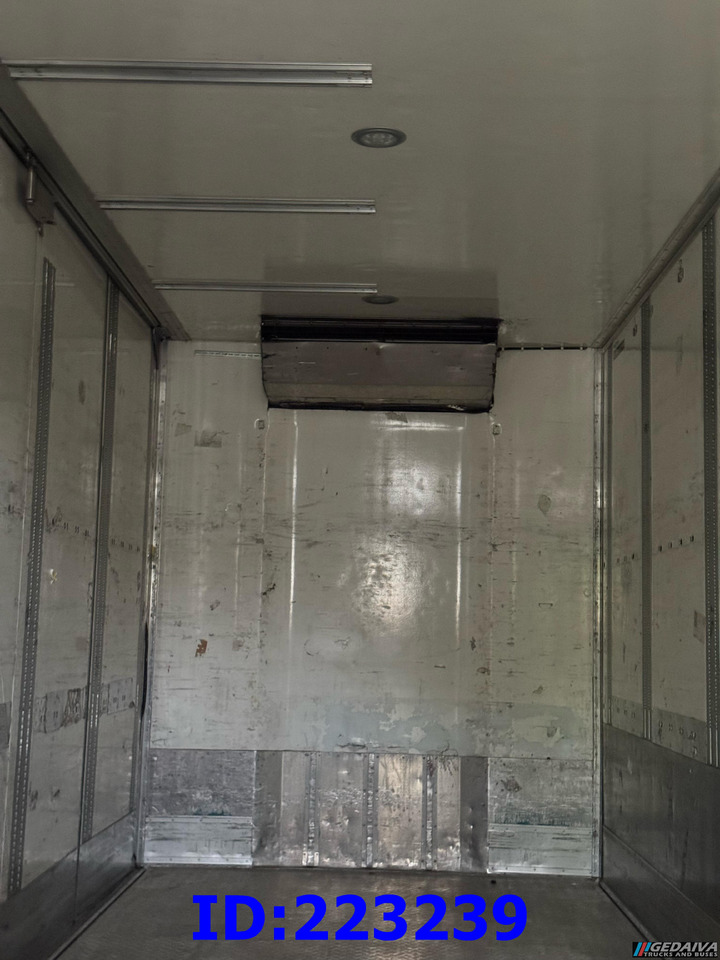 THERMO KING T-1000R - Frigorifero: foto 5 THERMO KING T-1000R - Frigorifero: foto 5
