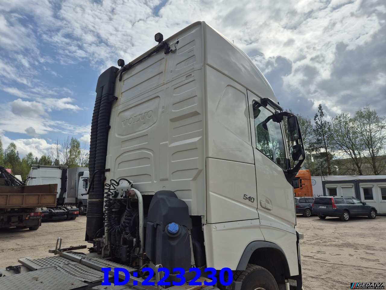 VOLVO FH13 540HP 6x2 (10 tyre) - Trattore stradale: foto 5 VOLVO FH13 540HP 6x2 (10 tyre) - Trattore stradale: foto 5