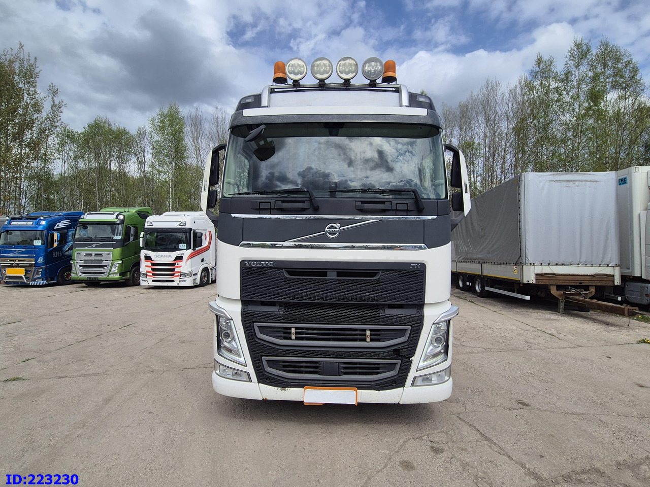 VOLVO FH13 540HP 6x2 (10 tyre) - Trattore stradale: foto 2 VOLVO FH13 540HP 6x2 (10 tyre) - Trattore stradale: foto 2