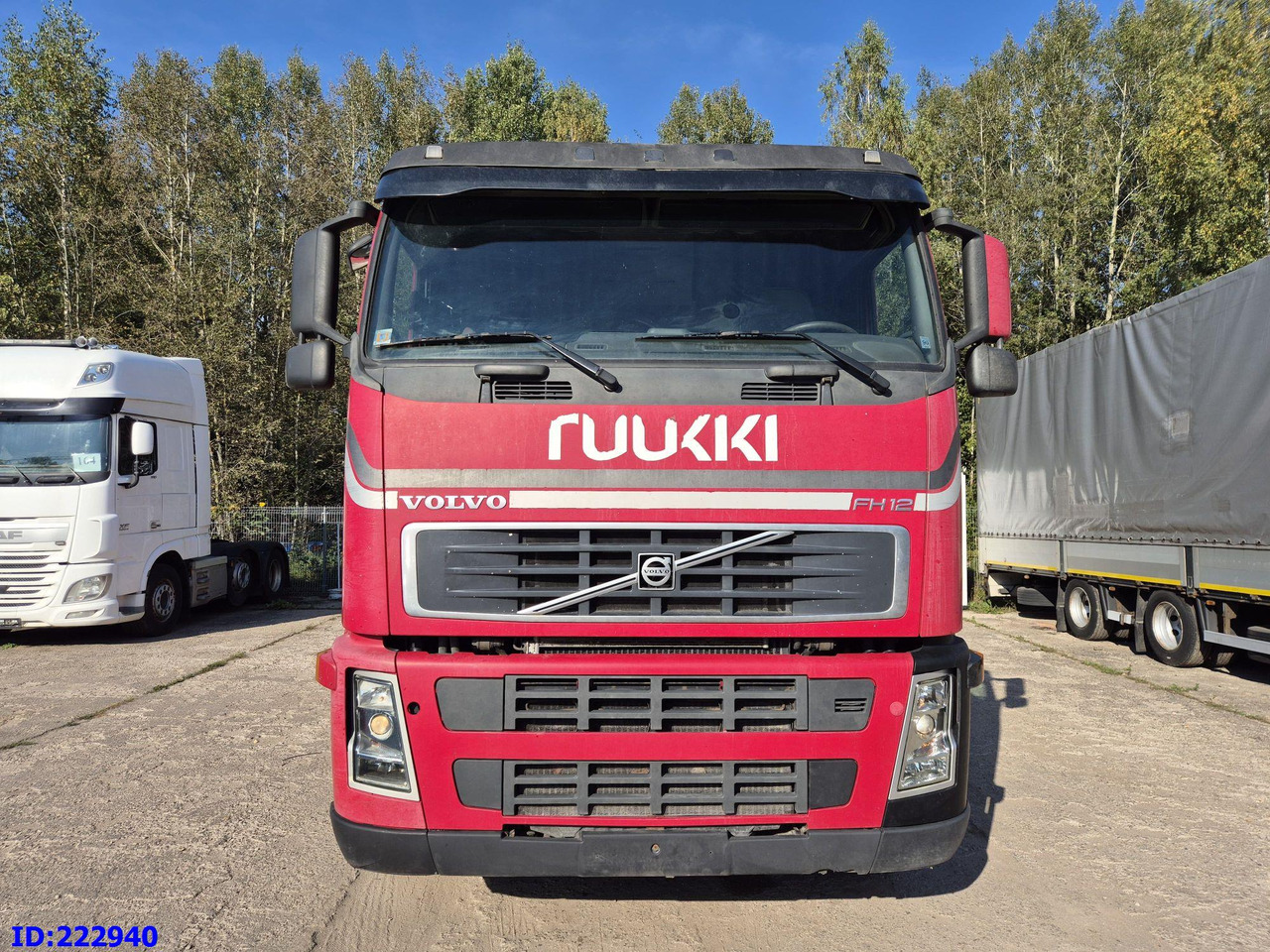 VOLVO FH12 420HP + Crane Palfinger PK9501 - Autocarro con pianale/ Cassone fisso: foto 2 VOLVO FH12 420HP + Crane Palfinger PK9501 - Autocarro con pianale/ Cassone fisso: foto 2
