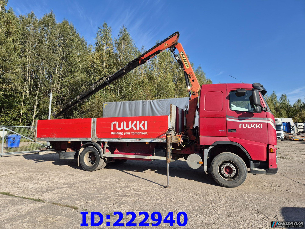 VOLVO FH12 420HP + Crane Palfinger PK9501 - Autocarro con pianale/ Cassone fisso: foto 4 VOLVO FH12 420HP + Crane Palfinger PK9501 - Autocarro con pianale/ Cassone fisso: foto 4