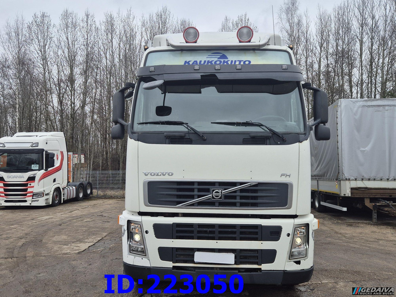 VOLVO FH13 480HP 6x2 Manual 10 tyres - Autocarro cella isotermica: foto 2 VOLVO FH13 480HP 6x2 Manual 10 tyres - Autocarro cella isotermica: foto 2