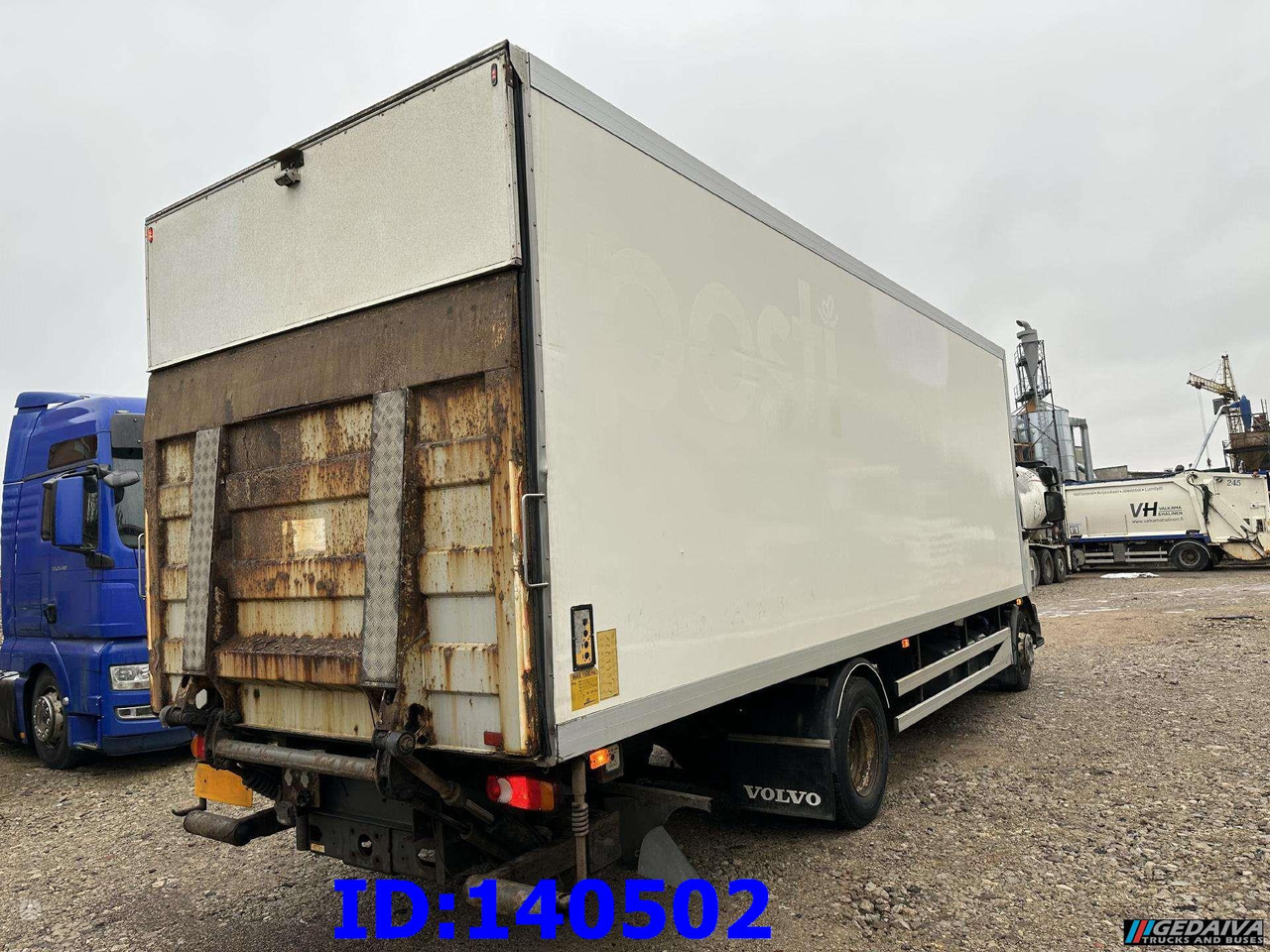 VOLVO FL 280 4x2 Manual Euro5 - Autocarro furgonato: foto 4 VOLVO FL 280 4x2 Manual Euro5 - Autocarro furgonato: foto 4