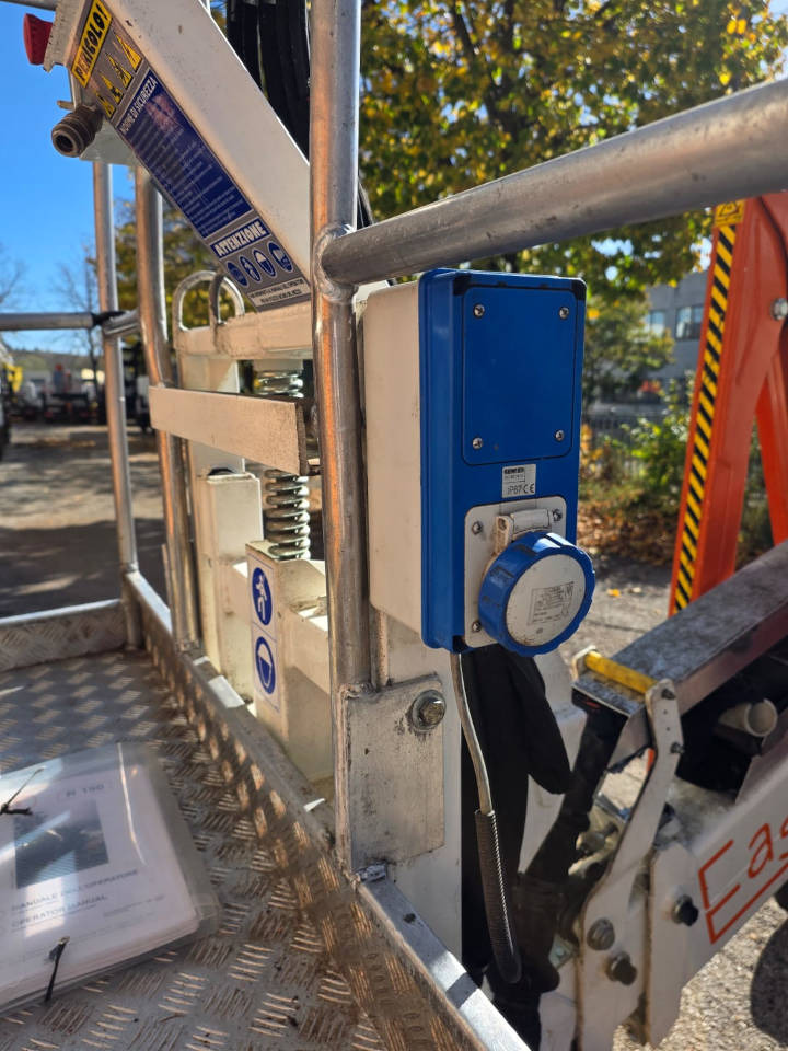 Piattaforma aerea ragno EASY LIFT R 190: foto 9 Piattaforma aerea ragno EASY LIFT R 190: foto 9