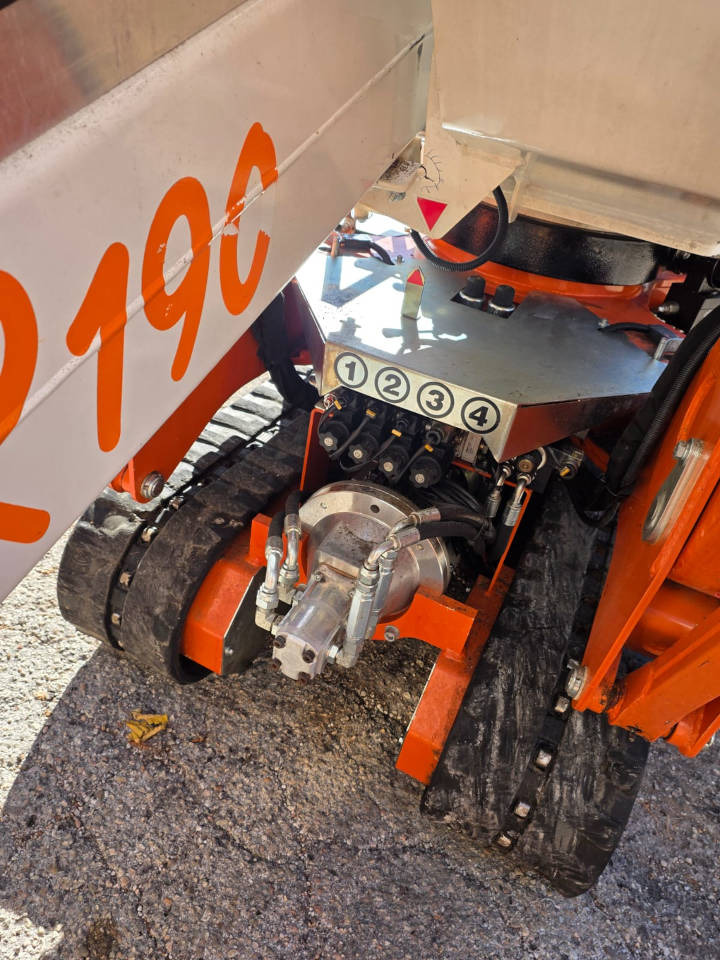 Piattaforma aerea ragno EASY LIFT R 190: foto 13 Piattaforma aerea ragno EASY LIFT R 190: foto 13