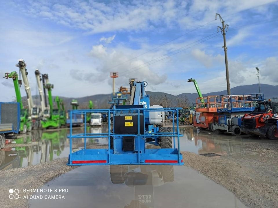 Genie Z 135/70 - Piattaforma articolata: foto 3 Genie Z 135/70 - Piattaforma articolata: foto 3