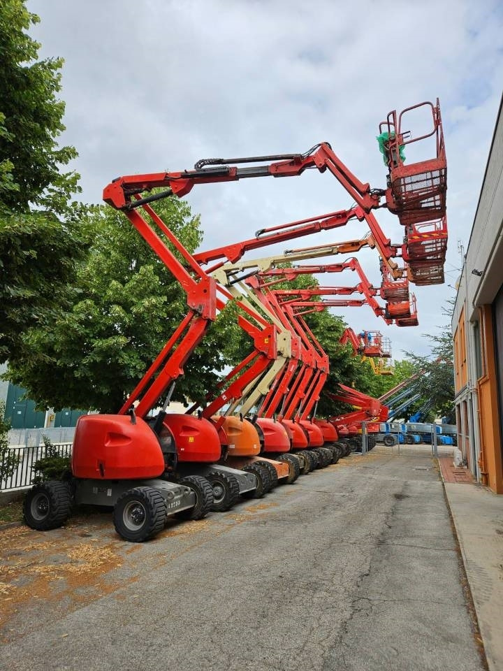Piattaforma articolata JLG 450 AJ: foto 7