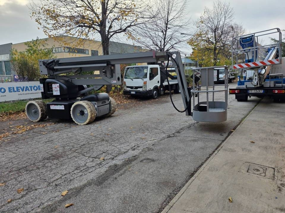 Niftylift HR 15 HDE - Piattaforma articolata: foto 5 Niftylift HR 15 HDE - Piattaforma articolata: foto 5