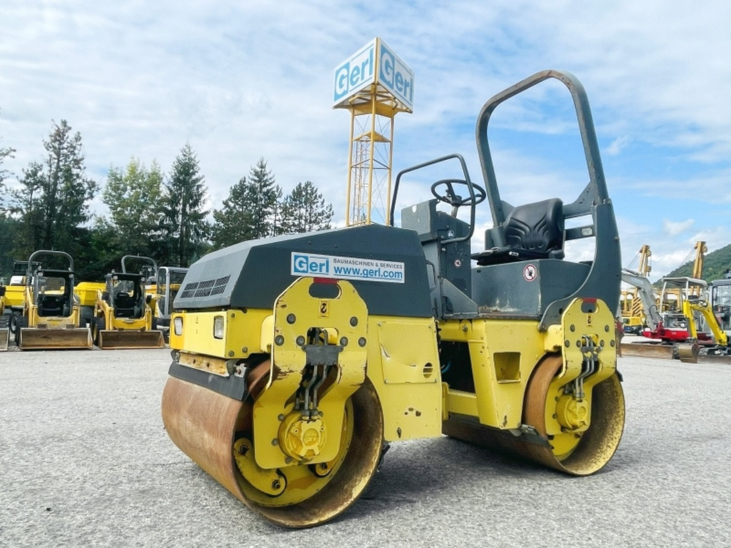 Bomag BW120 AD-3 (4046) - Rullo stradale: foto 1 Bomag BW120 AD-3 (4046) - Rullo stradale: foto 1