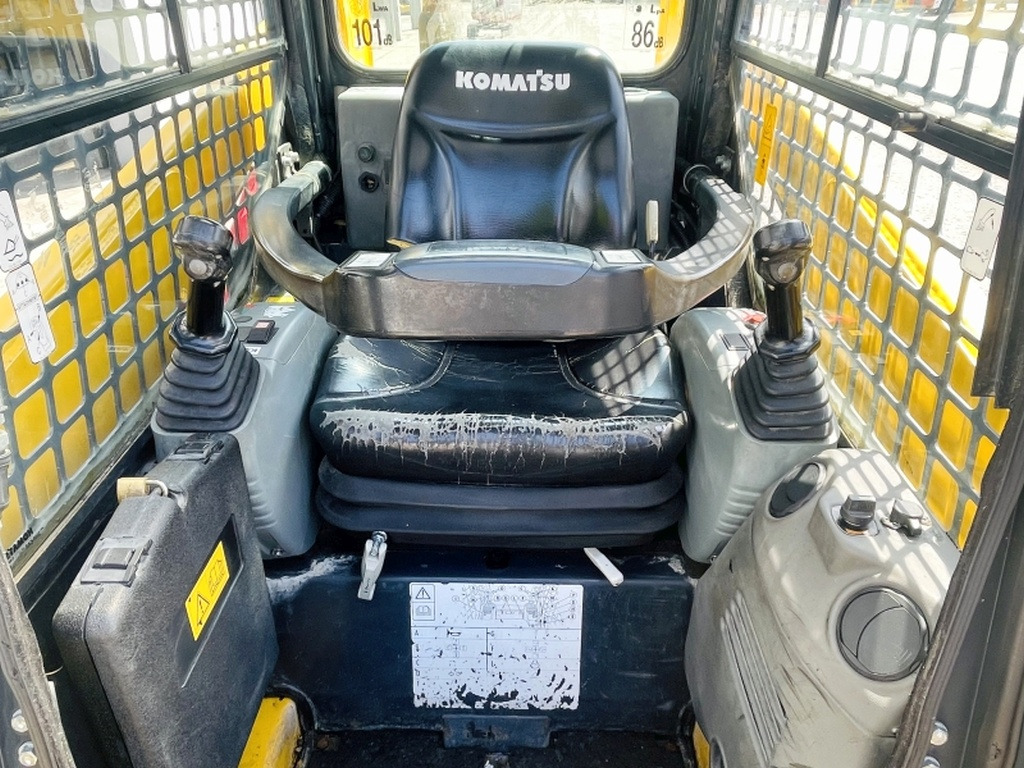 Komatsu SK714 (4012) - Minipala: foto 5 Komatsu SK714 (4012) - Minipala: foto 5