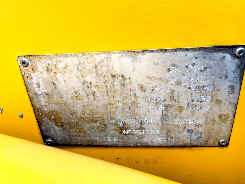 Komatsu SK714-5 (3947) - Minipala: foto 3 Komatsu SK714-5 (3947) - Minipala: foto 3